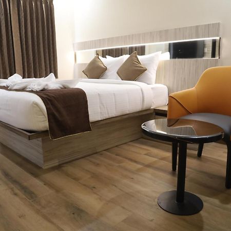 Kings Bury Inn Kumbakonam Zewnętrze zdjęcie