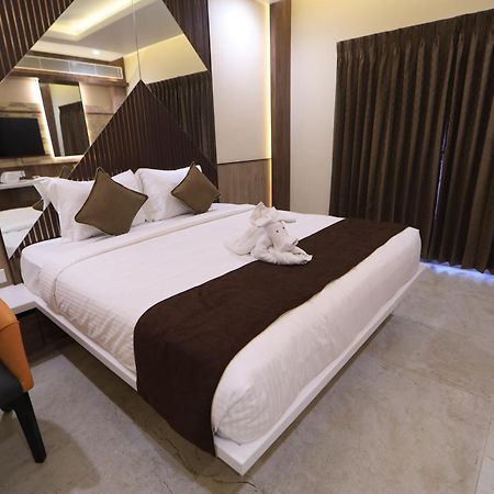 Kings Bury Inn Kumbakonam Zewnętrze zdjęcie