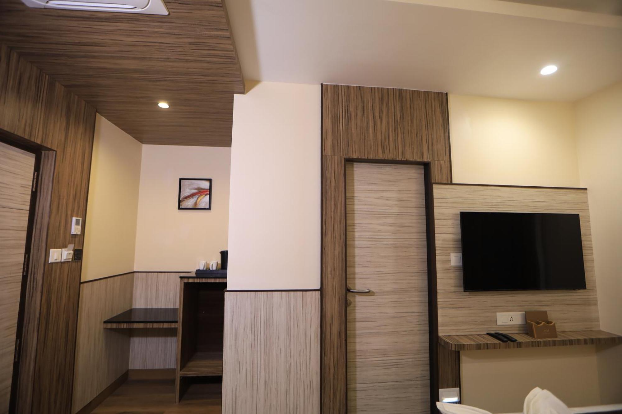 Kings Bury Inn Kumbakonam Zewnętrze zdjęcie