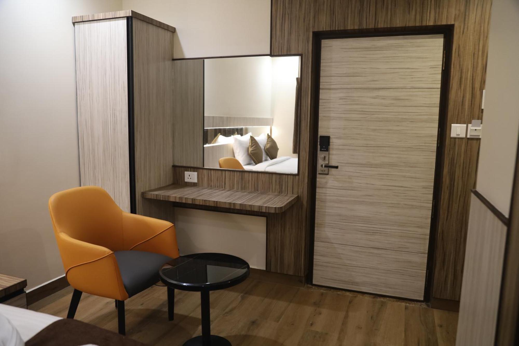 Kings Bury Inn Kumbakonam Zewnętrze zdjęcie
