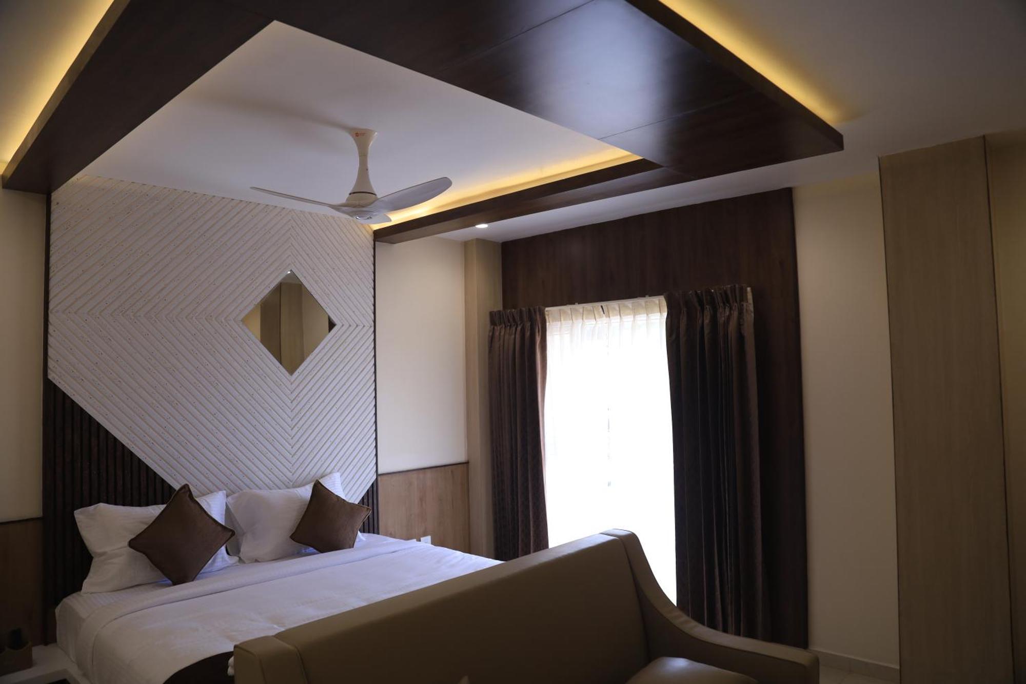 Kings Bury Inn Kumbakonam Zewnętrze zdjęcie