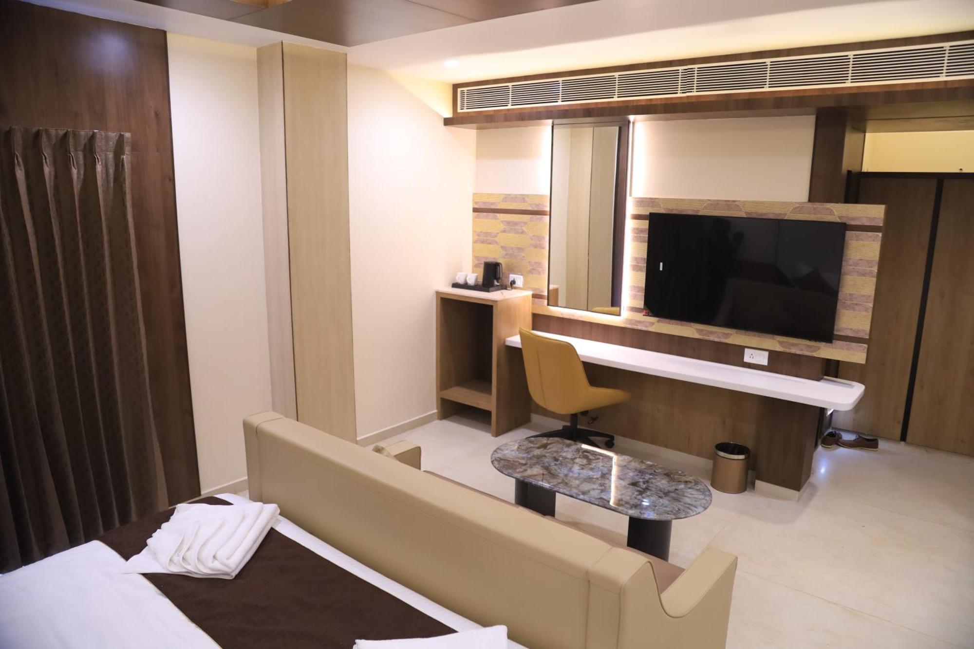 Kings Bury Inn Kumbakonam Zewnętrze zdjęcie